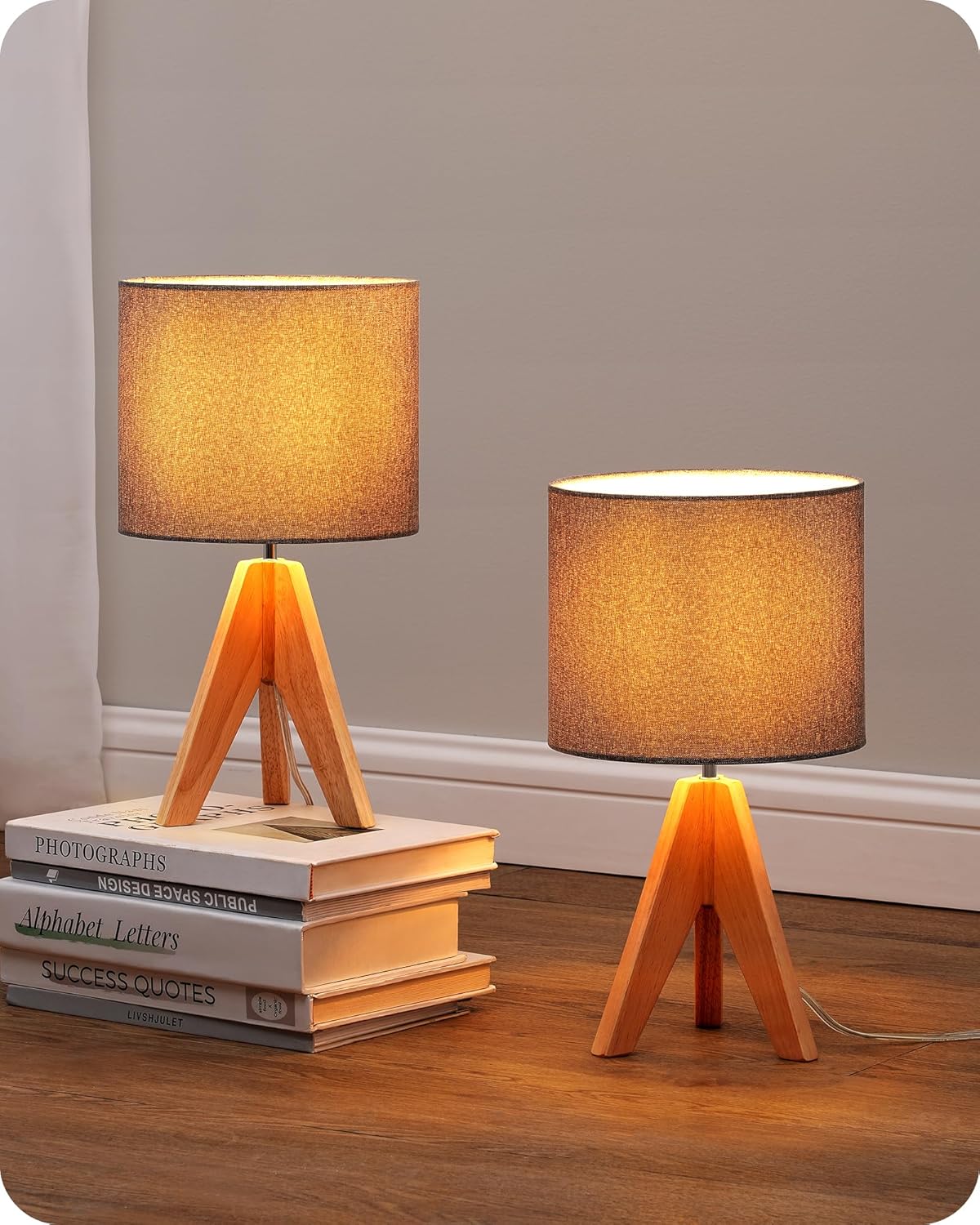 EDISHINE Bedside Lamps Set of 2, Wood Bedside Table Lamp, Tripod Desk Lamp On-Off Switch, Desk Lamps for Living Room, Bedroom, Office, E27 Base, Linen