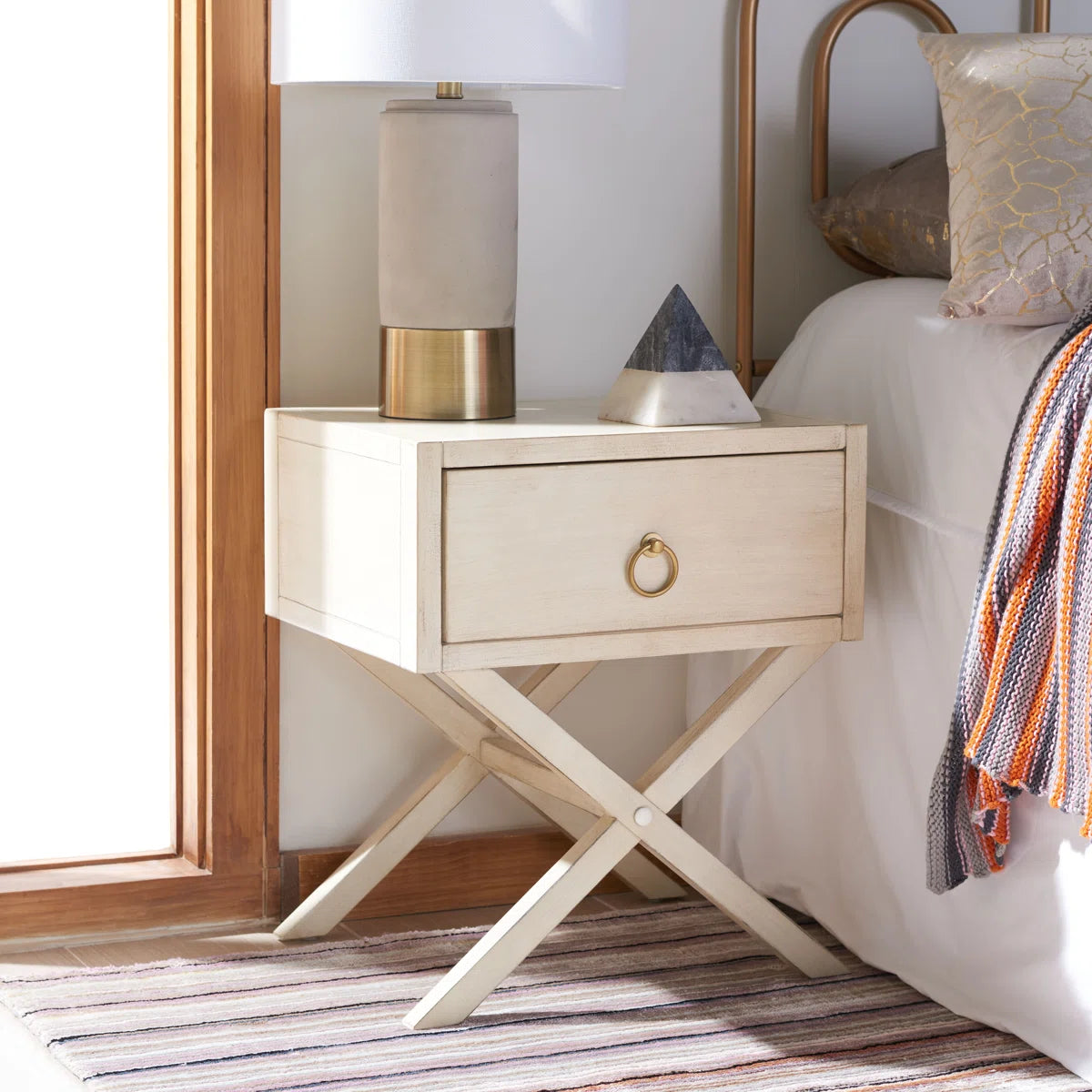 Commer 19.02'' W Nightstand