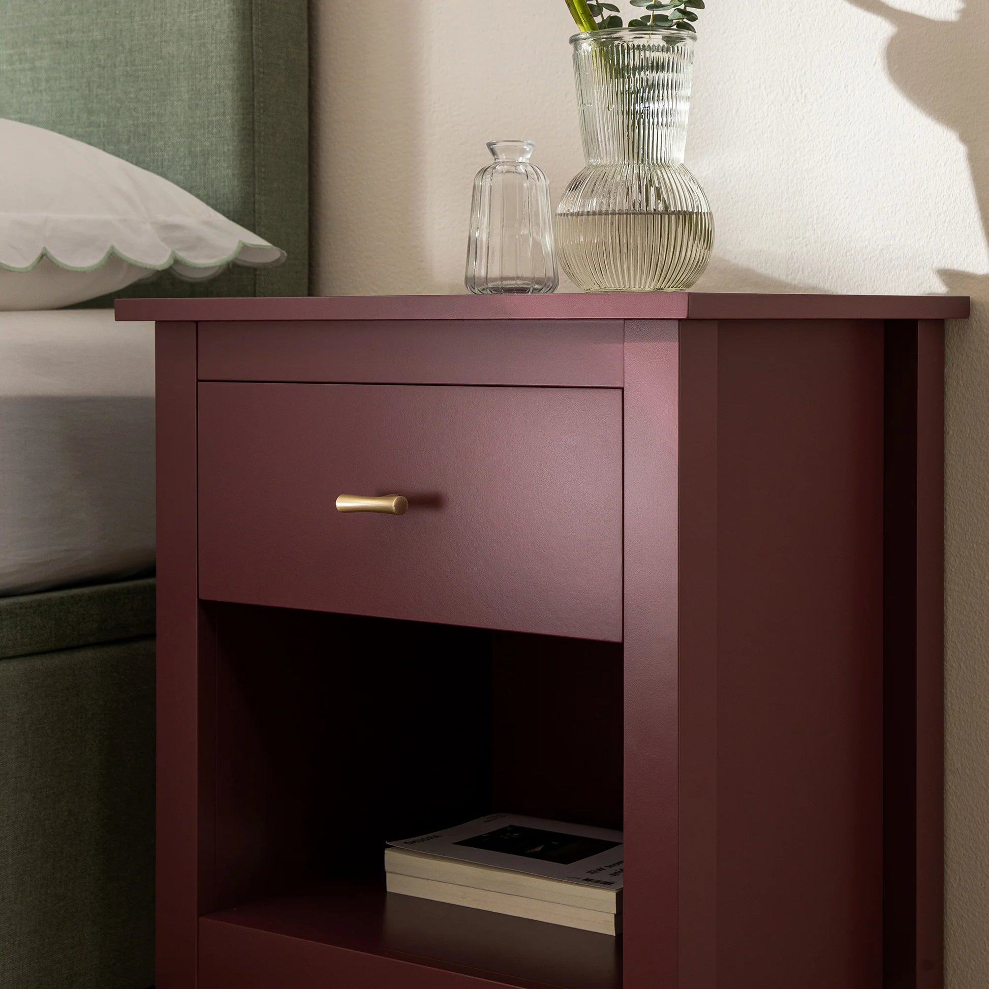 Wynmist 1-Drawer Bedside Table