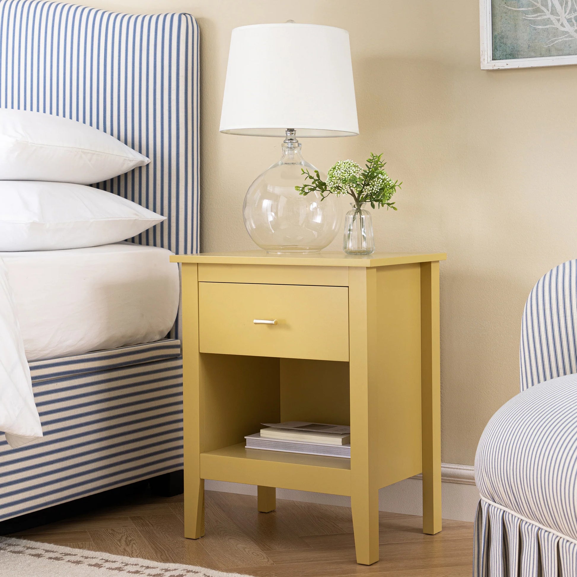 Wynmist 1-Drawer Bedside Table
