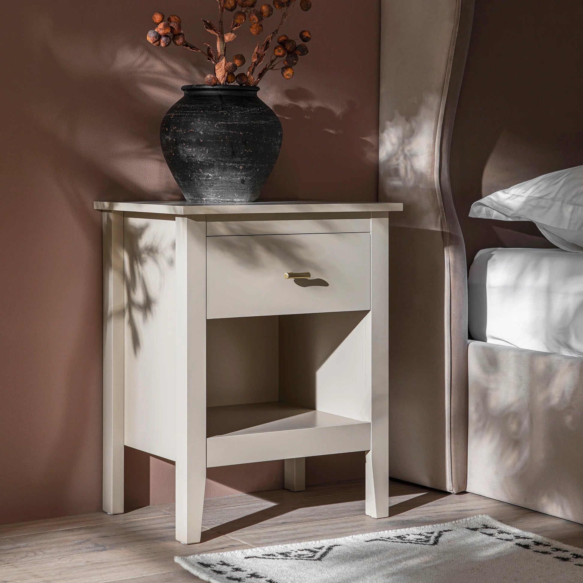 Wynmist 1-Drawer Bedside Table