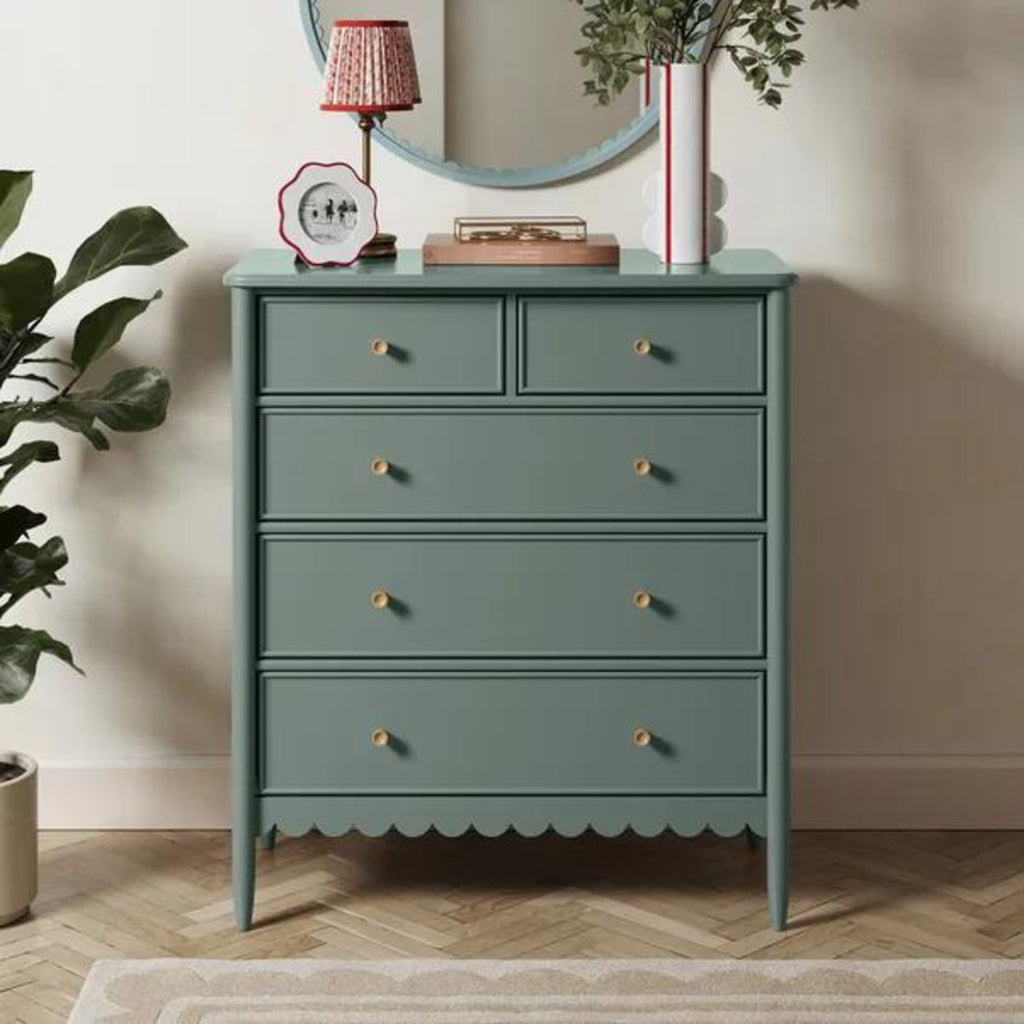 Zaira Classic Solid Wood 5-Drawer Chest of Drawers