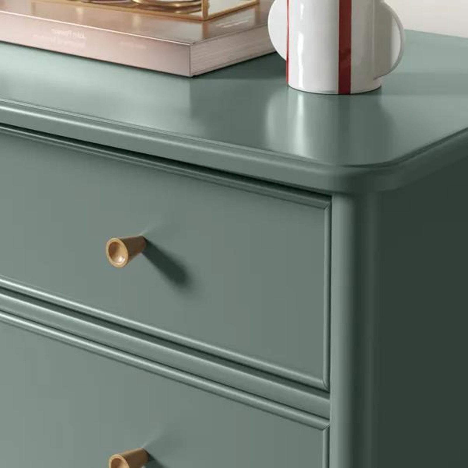 Zaira Classic Solid Wood 5-Drawer Chest of Drawers