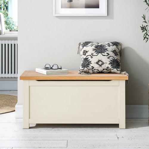 {"alt" => "Wynmist Blanket Box"}