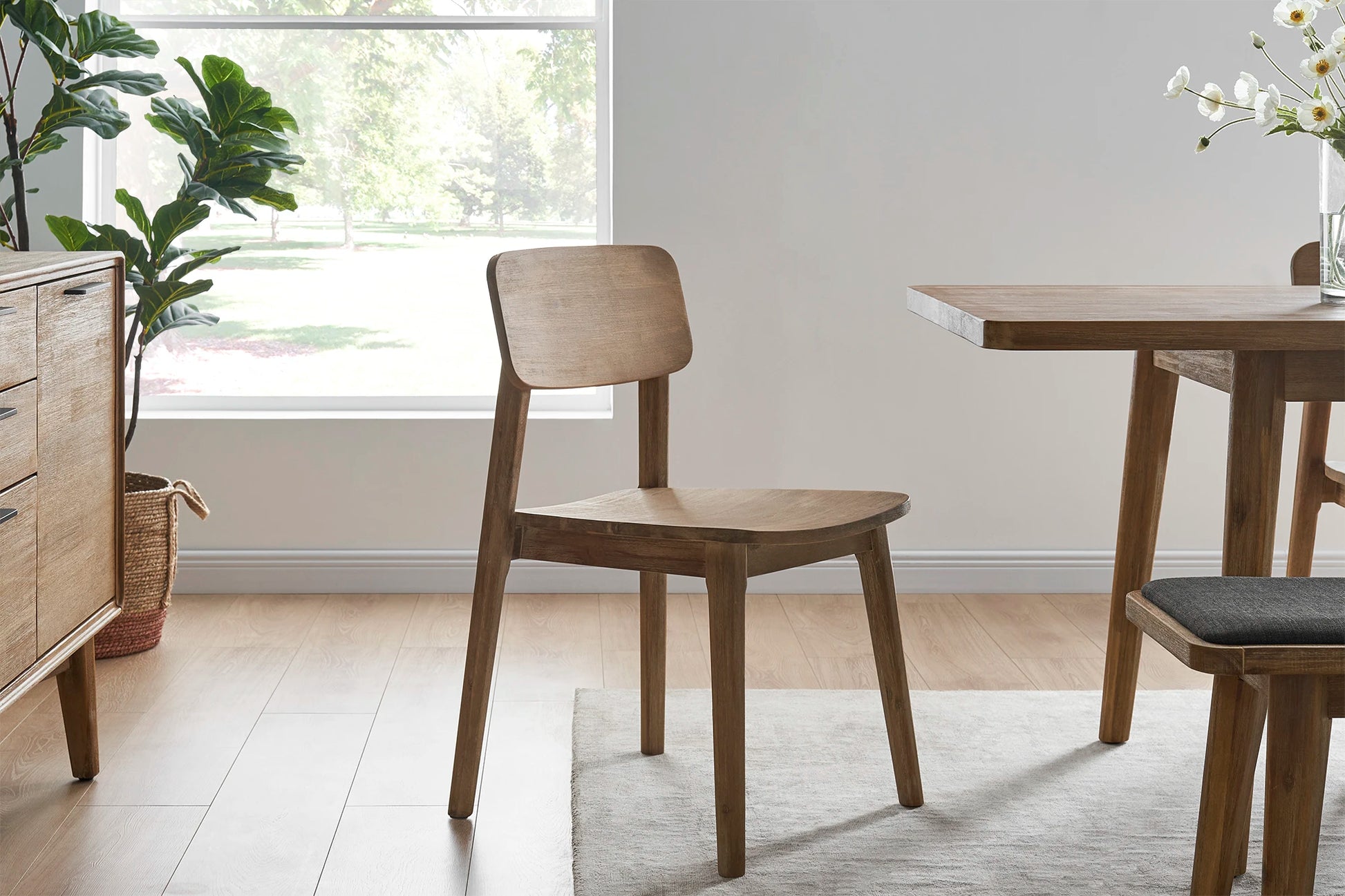 Seb Extendable Dining Table