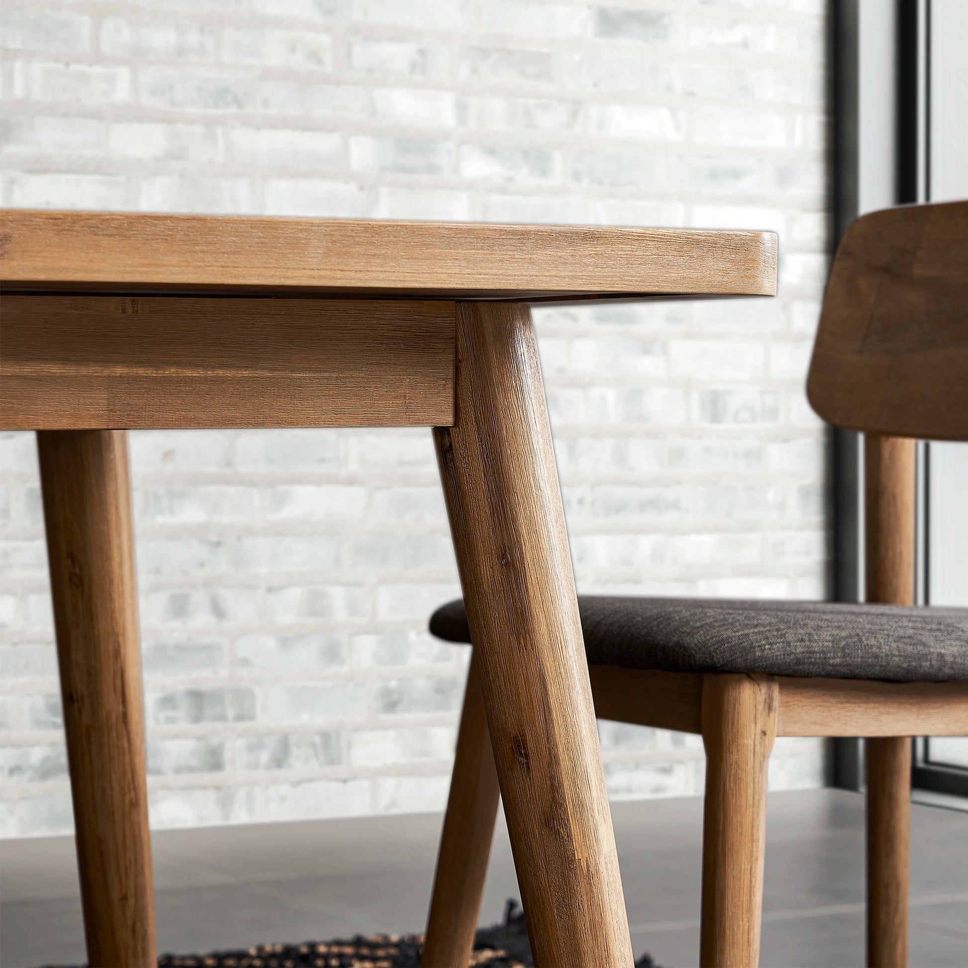 Seb Extendable Dining Table