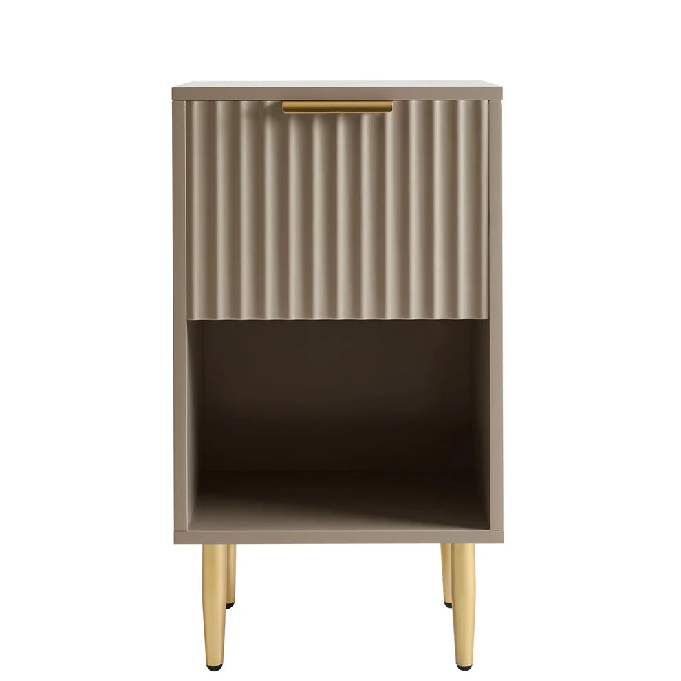 Velin Sheesham Wood 1-Drawer Nightstand | Mamta Handicraft