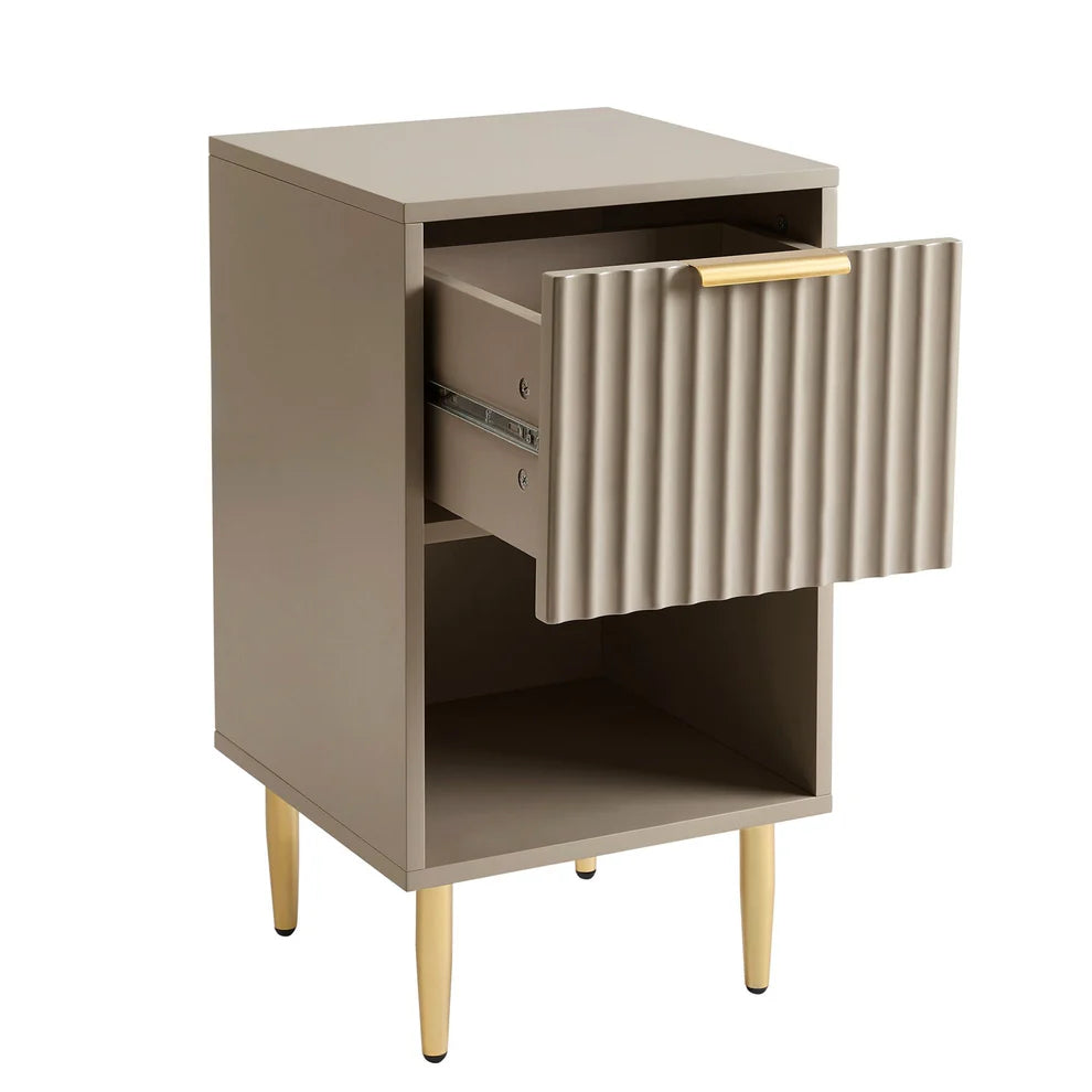 Velin Sheesham Wood 1-Drawer Nightstand | Mamta Handicraft