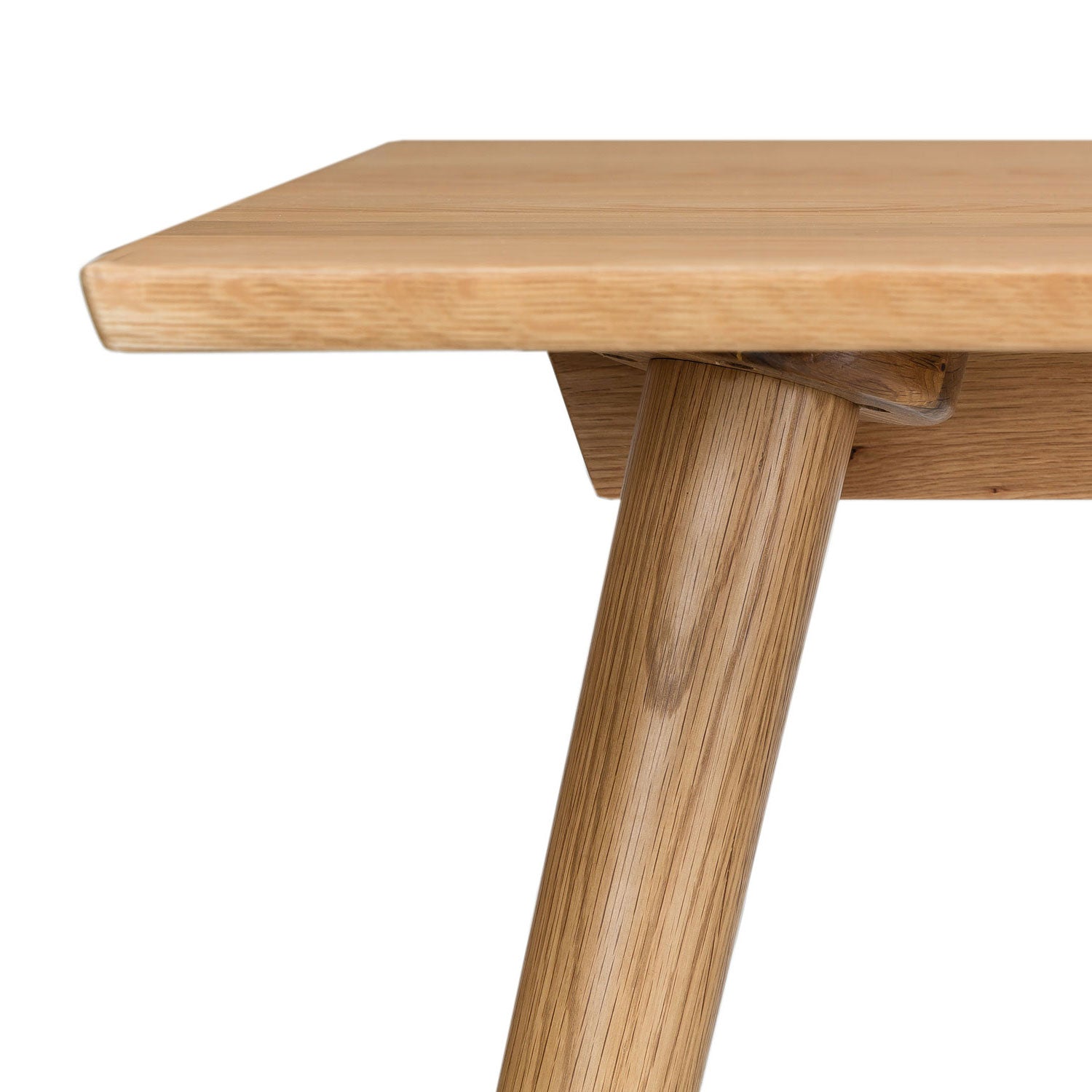 Seno Round Dining Table