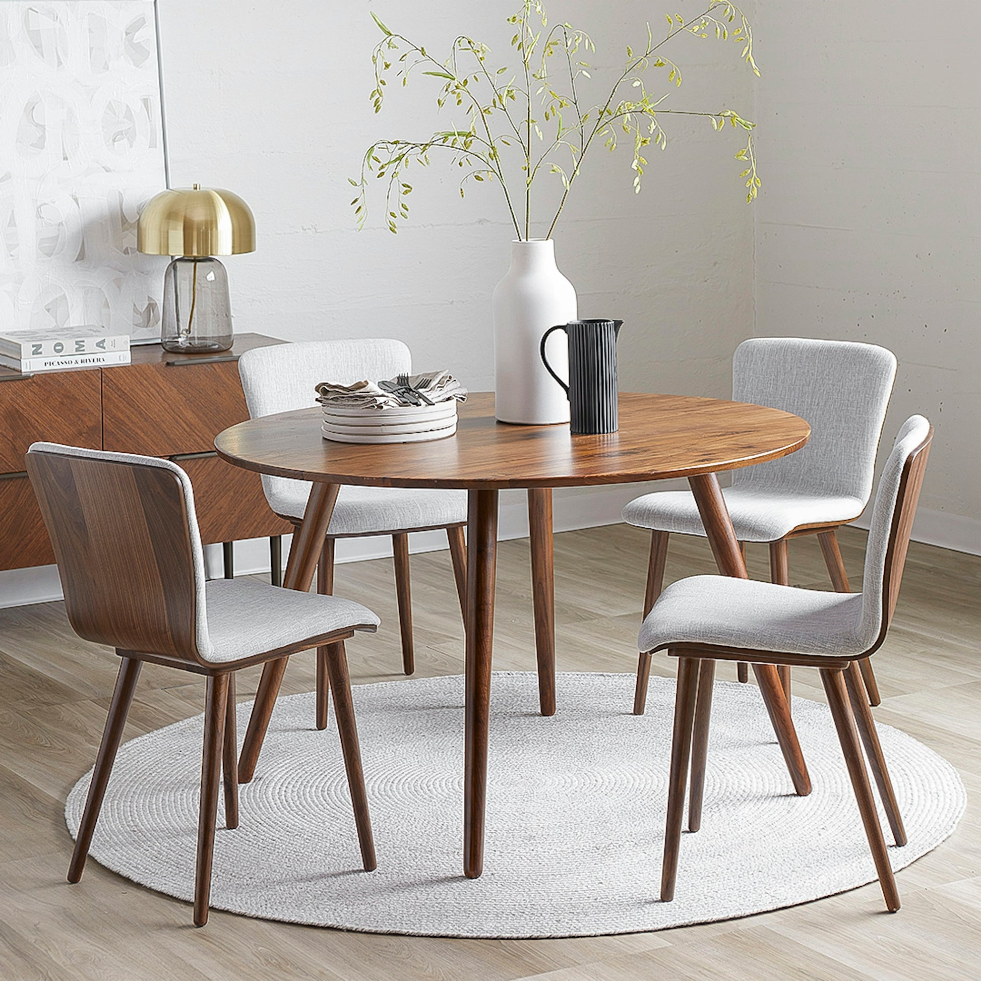 Seno Round Dining Table