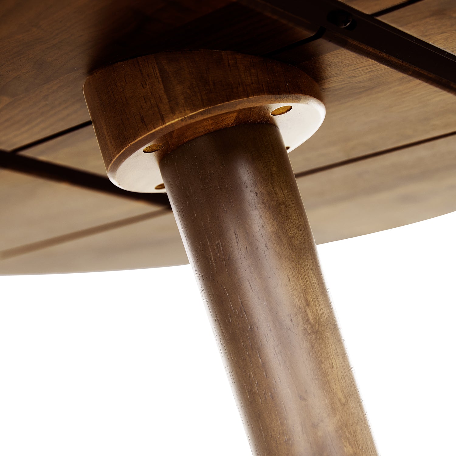 Seno Round Dining Table