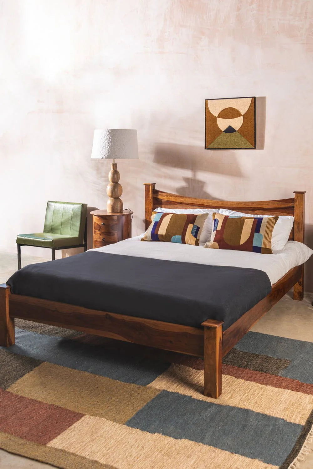 Sierra Curved Bed – Elegant Solid Sheesham Wood Queen Size Bed