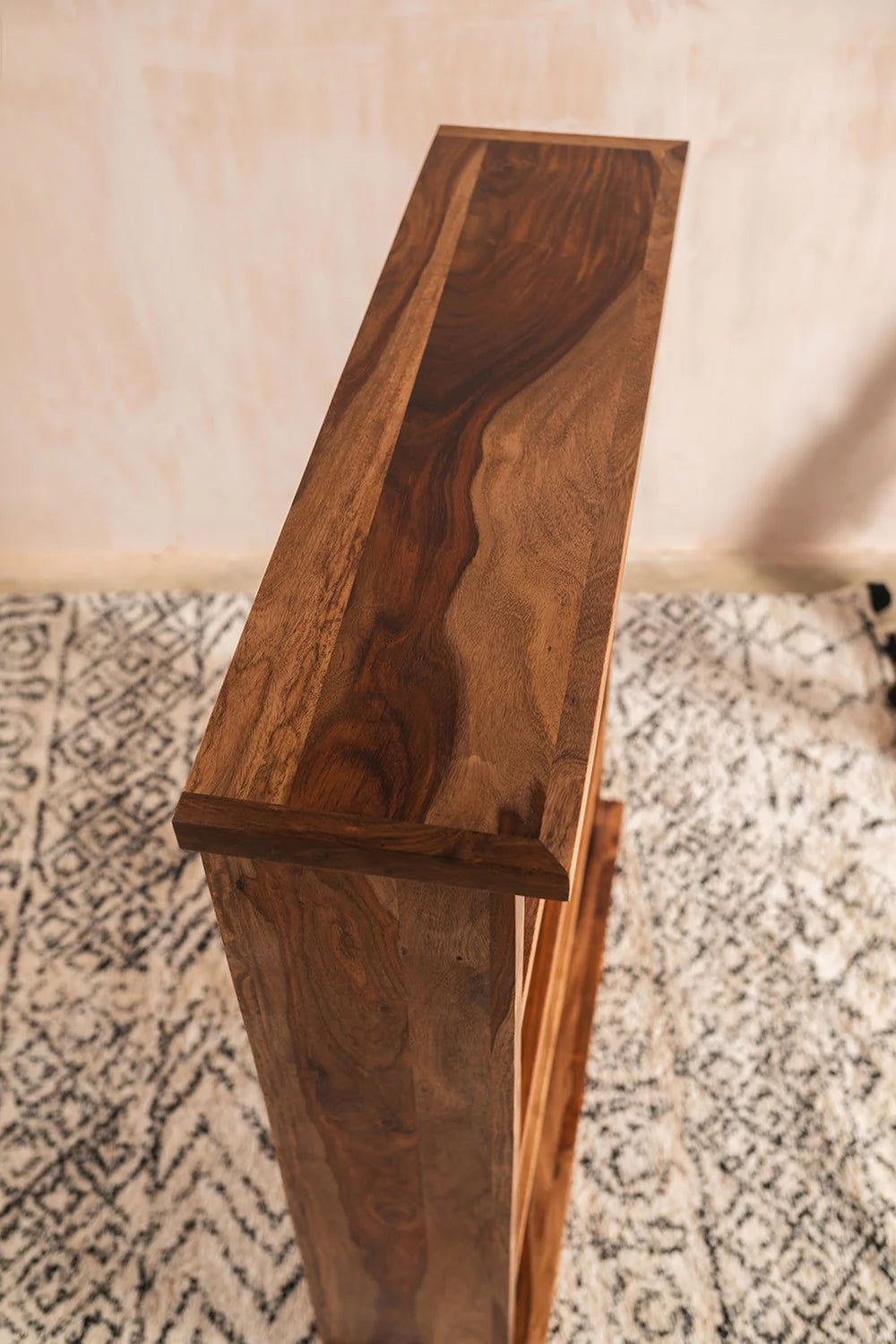 Sierra Sheesham Wood Bookshelf – Modern Space-Saving Design