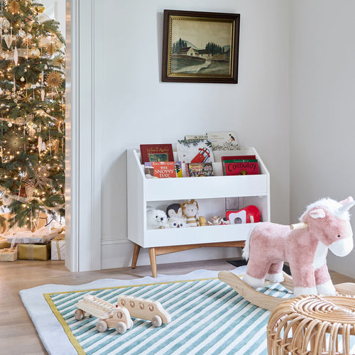 {"alt" => "Mid-Century Toy Dump w/ Bookrack"}