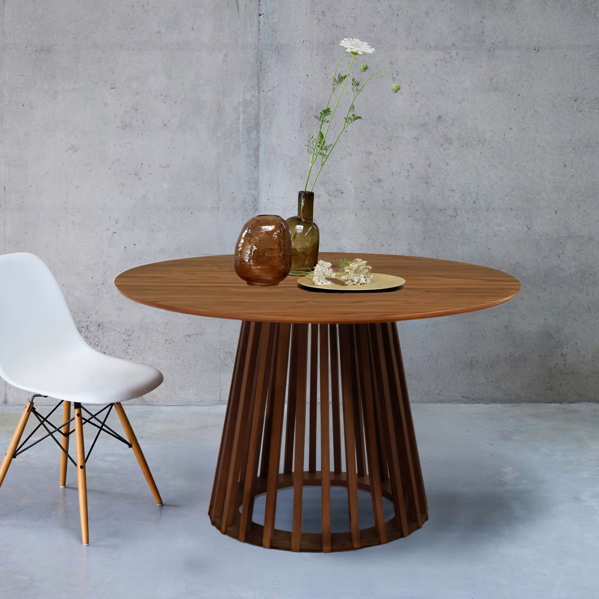 Clara - wooden dining table, D120cm 4 places