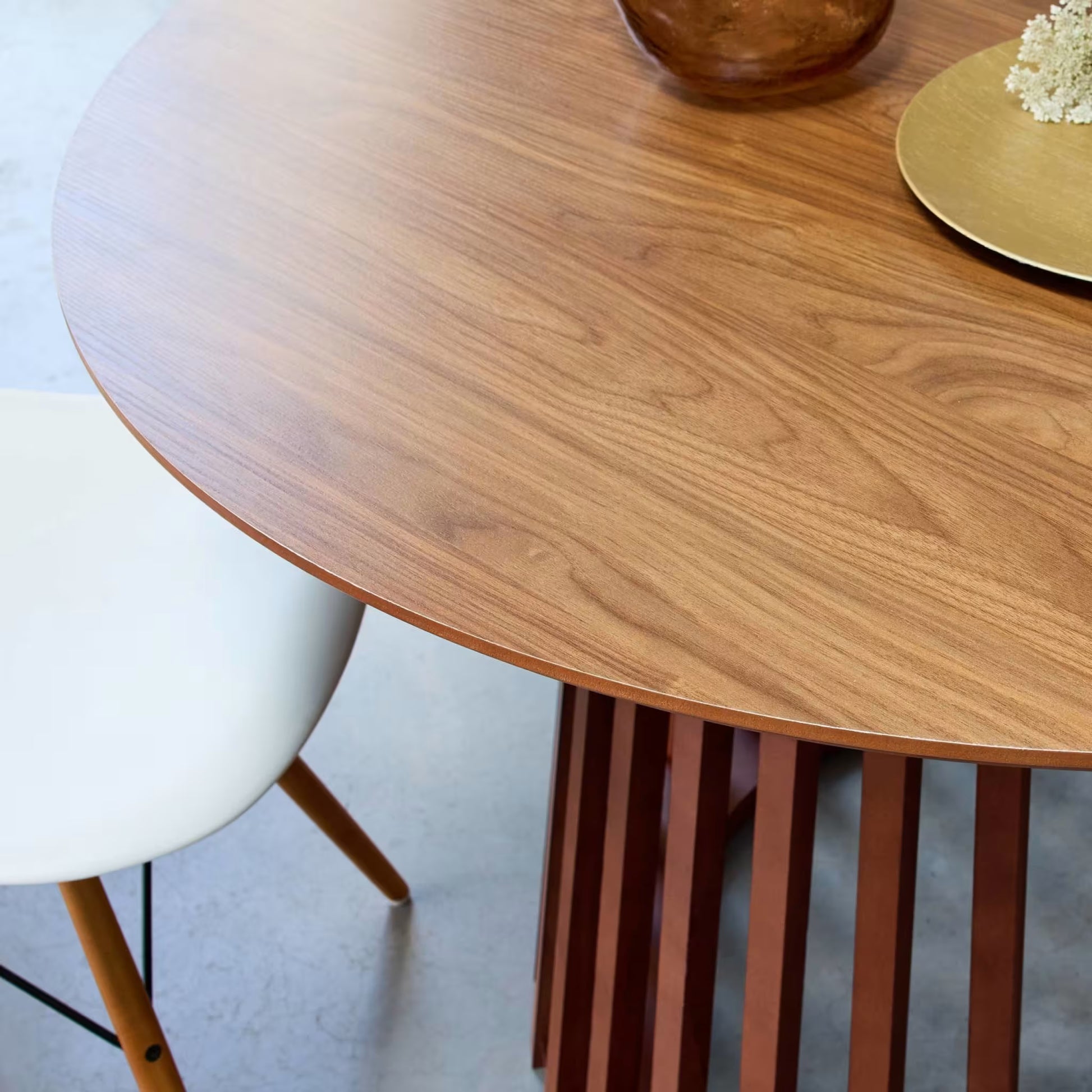 Clara - wooden dining table, D120cm 4 places